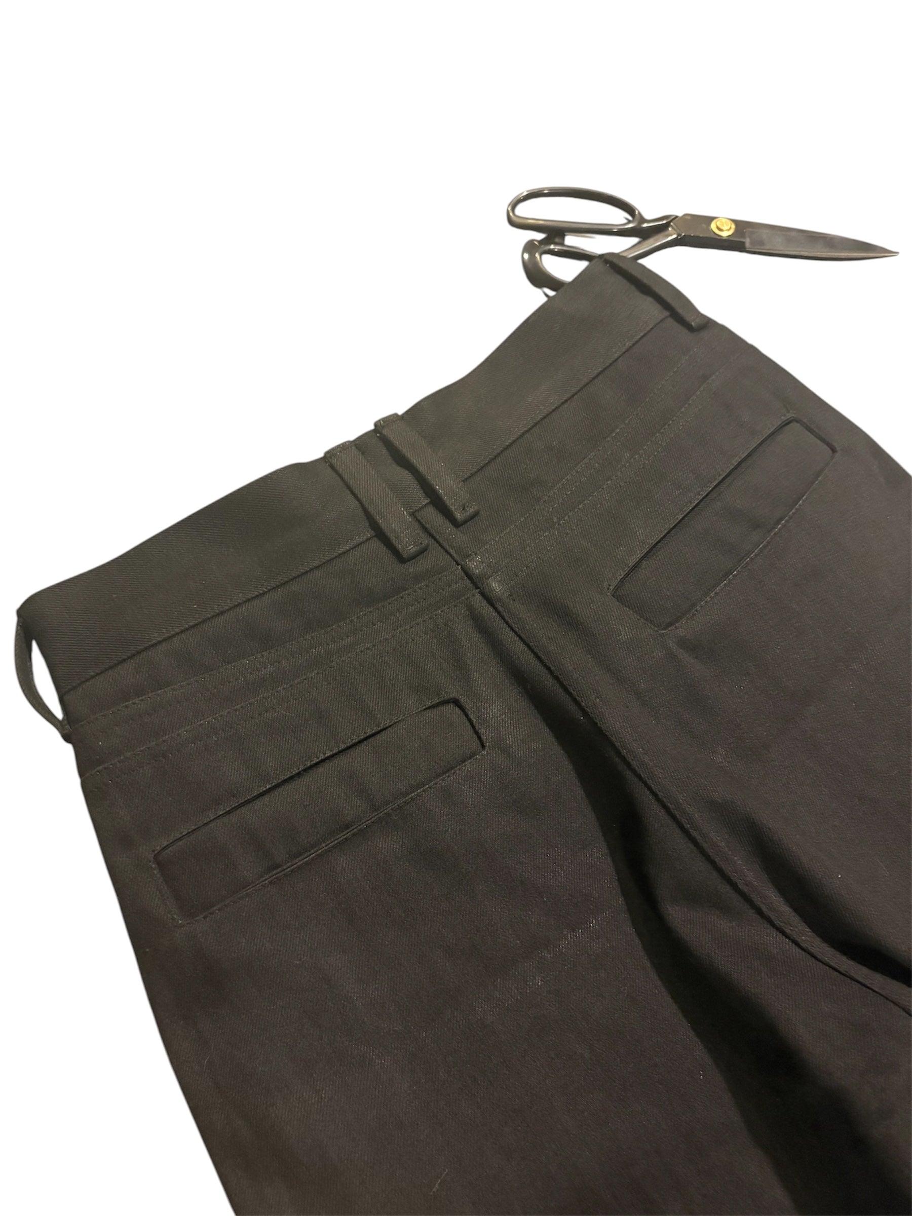 “d cut” every-day jean